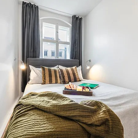 Daire The Rheinsberger Mitte, 80m2, 2br & Living Room, Downtown Location, Sleeps 6 Berlin