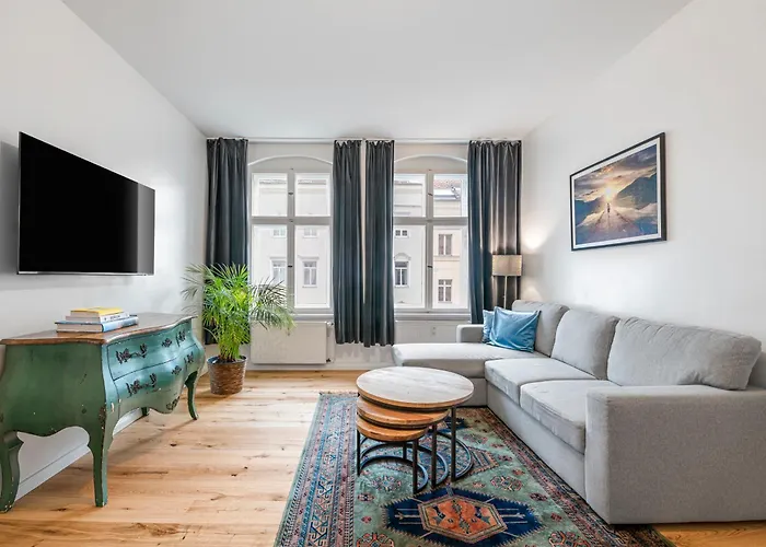 The Rheinsberger Mitte, 80m2, 2br & Living Room, Downtown Location, Sleeps 6 Apartamento