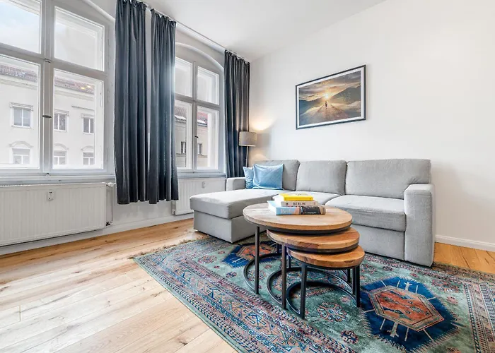 Apartamento The Rheinsberger Mitte, 80m2, 2br & Living Room, Downtown Location, Sleeps 6