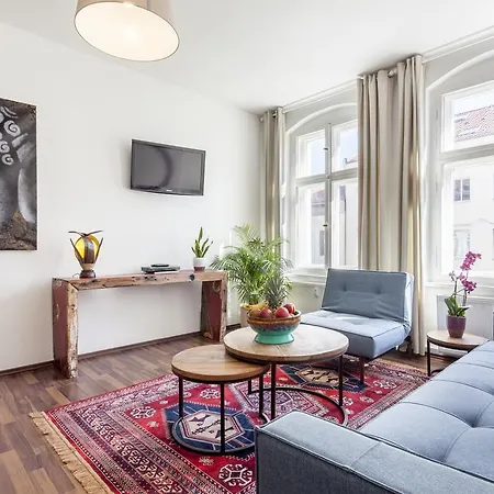 Apartment The Rheinsberger - Cosy 2br One Living Up To 6
