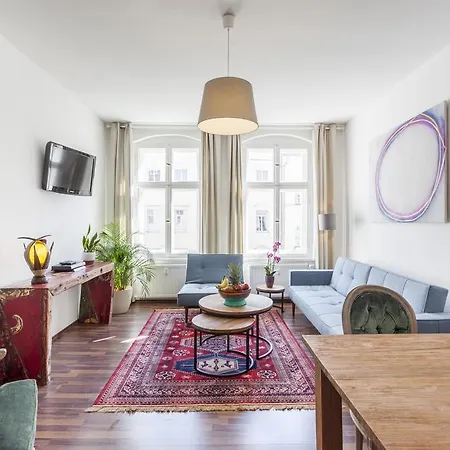 The Rheinsberger - Cosy 2br One Living Up To 6 Apartment *
